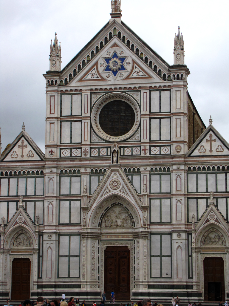 Santa Croce je ena izmed najlepših cerkva v Firencah