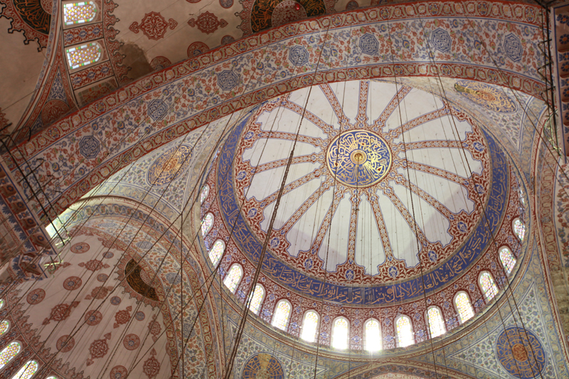 Notranjost Modre mošeje je edinstvena
